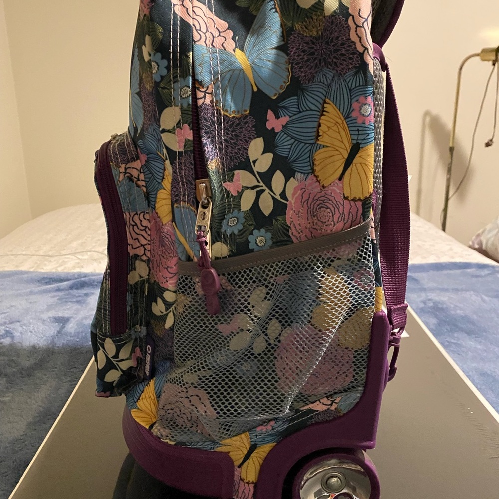 Rolling backpack - Picture 2 of 5